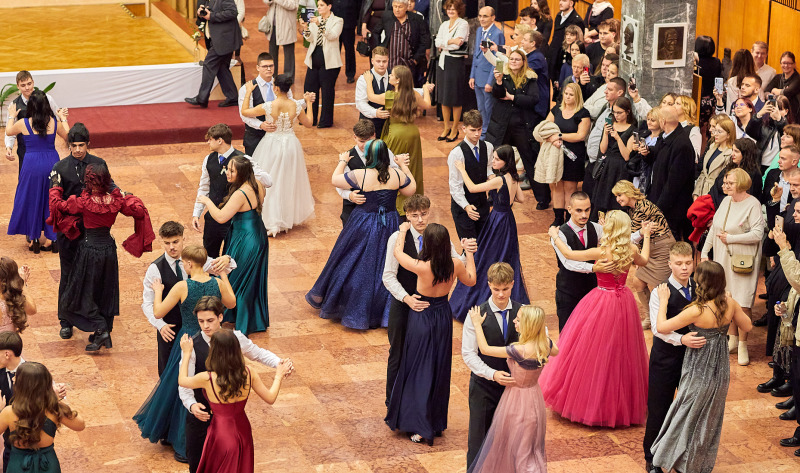 Szalagavató táncok 2025.11.28.